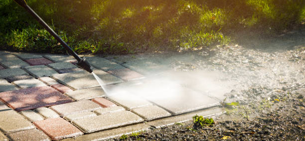 Best Playground Equipment Cleaning  in Montara, CA
